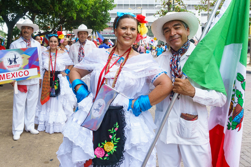 Kota,Kinabalu,Sabah,Malaysia-august,12,,2015:,Unidentified,Performer,From,Mexico